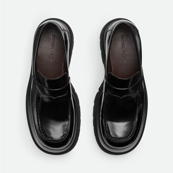 Bottega Veneta Glossy Black Loafers - Picture 7 of 11